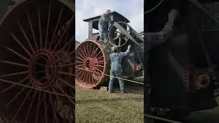 Старомодный паровой трактор #shortsvideo #steamtractor #oldfashion