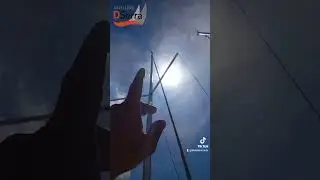Sal&iacute; del astillero y fui a trimar una arboladura de un Bramador 24 el Picante. Por Daniel Serra 