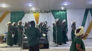 DANS SA PRÉSENCE 2025 - LOUANGE AVEC LA CHORALE EMMANUEL