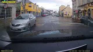 Dash Cam Footage: Car Reverses into Live Junction!