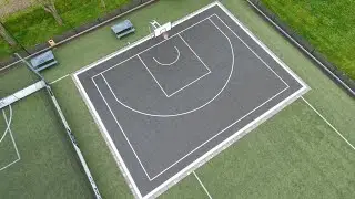 Primeur: Sportbedrijf Arnhem brengt versleten kunstgrasveld terug in modulaire sportvloer