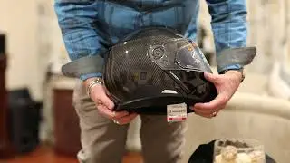 Schuberth C5 Carbon Helmet (Unboxing)