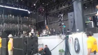 Bonnaroo 2015 Friday Soja   I caught a tshirt from this guy