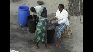 Bénin - Fabrication du tissu Indigo