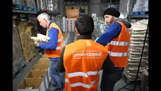 Syria Emergency - Preparing Food Packs