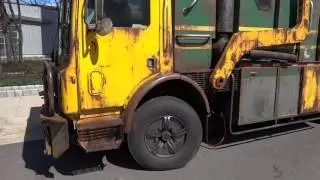 NYIAS 2016 - The 2016 TMNT (Teenage Mutant Ninja Turtle) truck (pt. 1)