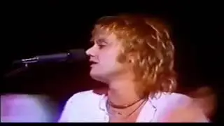 roger taylor being cute because it’s my birthday and this is a gift to me 💞💓💕💖💗