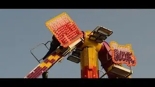 Montage fête foraine Cherbourg 2015 - HD