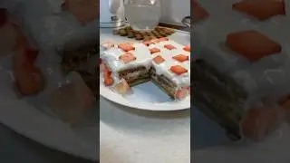 ДЕЛАЕМ ТОРТ ИЗ МАЙНКРАФТА #рек #майнкрафт #торт #готовим