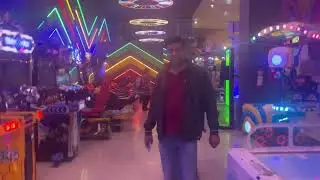 The grand Venice mall kahan Par Hai Aao Dosto Hum Tumhe Dekhate Uske baare mein