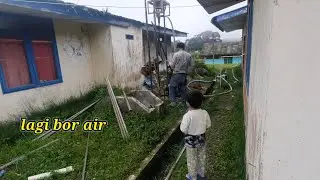 Sultan lihat lagi ngebor air 