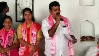 Kusangi MPTC election TRS party candidate Tirchigalla Pulamma prachram. With Andole garu