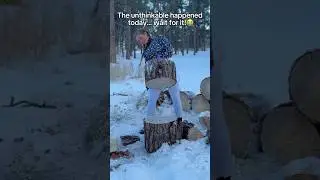 That was a close one😭🪓 #fail  #funny #woodchopping #woodsplitting #axe #logsplitter