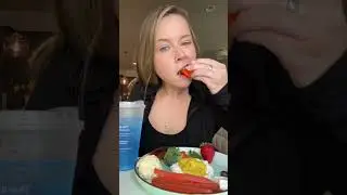 Текстура на этой тарелке просто невероятная! #оченьвкусно #хрустяще #asmr