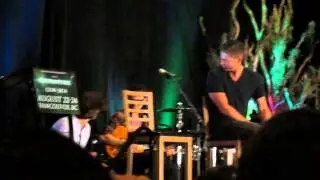 Jensen 'Allergic to Vitamin C' & Jared Plays with the fan