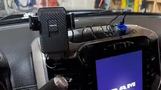 MOKPR Adjustable Gooseneck Car Mount Auto Clamping Car Charger, Great wireless car charger!