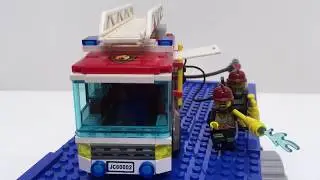 Lego City Fire Truck 60002: 360 view on turntable (Lazy Susan)