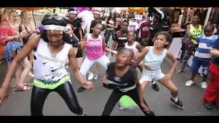 Whitecross Street Party 2016 Dimensions Entertainment London - Fadda Fox - Ducking
