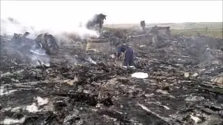 MH 17 plane crash video - Video after Plane crash in Ukraine