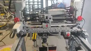 Lego Technic sorting machine with long range.
