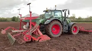 Fendt 724 & Kveneland/Kuhn combination drill