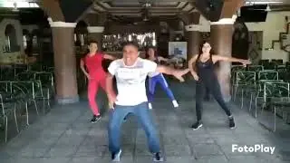 Tu sonrisa/ Elvis crespo/(Video oficial/Coreografía de Zumba Fitness. Acapulco - Guerrero.