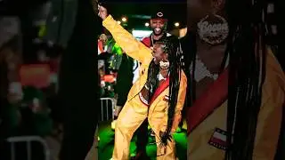 💛Claressa Backing It Up On Papoose at Her 90&rsquo;s Themed Birthday Party! They Were Very Playful!!