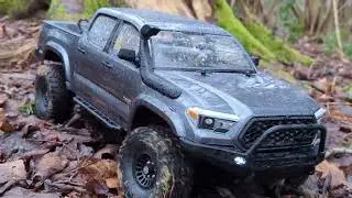 Element RC Enduro Knightrunner // RC Car 1/10 // Toyota Tacoma // A hazy  day in the forest 🌲 🌳🌲 1/2