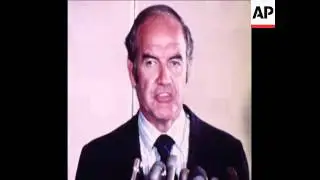 SYND 8-8-72 SENATOR GEORGE MCGOVERN GIVES PRESS CONFERENCE ON VIETNAM