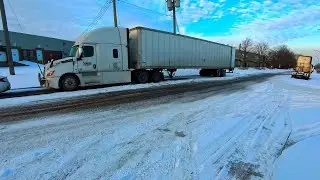 DELIVERY PICKUP & A COLLISION ON HIGHWAY | 4K DRIVING POV WITH FaceLess Trucker |