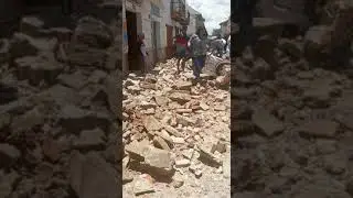 Un terremoto de 6,7 sacude la costa de Ecuador