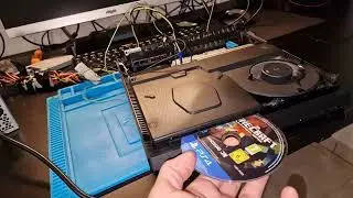 PS4 Pro. nonostante il fulmine, funziona ancora, però alimentatore morto