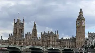 Big Ben 12 o’clock chimes