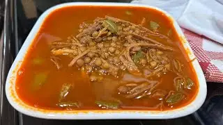 Ricas lentejas con carne deshebrada bien caldocitas