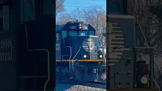 Illinois Central Power Move in Joliet #railfan