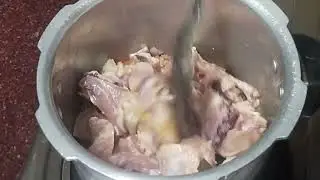 நீங்களும் பண்ணலாம் கிரீமி சிக்கன் கிரேவி இனி ஈசியா வீட்டுலயே....#chickenrecipe#chickengravy #cooking