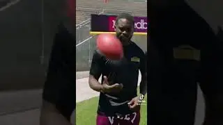 🏈Оно все еще у Вика?!