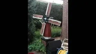 Speelmolen het poorthuis draaiend