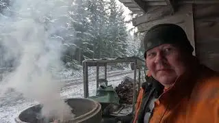 Lanttukukon tähettä syyvään ruokatauolla