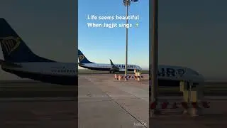 &ldquo;Sunsets, aircraft trails #music  #viralvideo🌞#shortvideo #airplane #shortsfeed #ytshorts #aviation