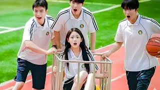 A Handsome Transfer Student Enters the Most Violent School, Where All Boys Fight to Win One Girl ❤️