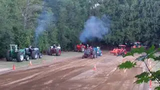 1256 farmall pulling 10000lbs 8mph