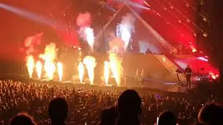 M POKORA - Pyramide - Live à Lille