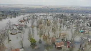 Freeport residents, ineligible for flood relief money, face difficult choice