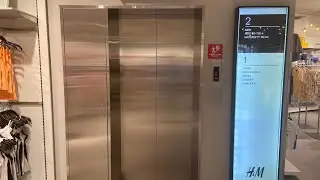 Hyundai Elevator @H&M U.P Town Center, Katipunan Avenue, Quezon City, Philippines