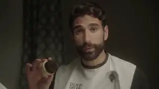 BEARD CATCHER