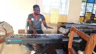 KBD MSAFI AKIPIGA PIANO LIVE EP 2
