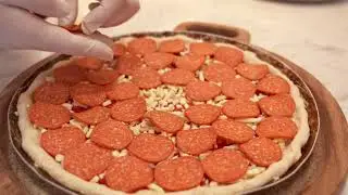 Cup N&acute; Crisp Pepperoni Pizza 🍕🔥