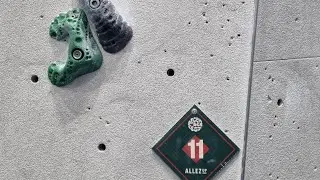 Climbing in Québec, Montréal, Allez Up PSC, Decemberfest #11 💚 🖤 