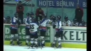 Rückblende- Gina Wild 2002 bei den Eishockey-Preussen